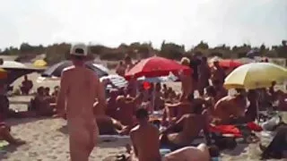 Adolescente ottenuto video porno anziane tettone da due amiche Trio