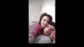 Twink abilmente porta a raggiungere l'orgasmo vecchie maiale porno studente