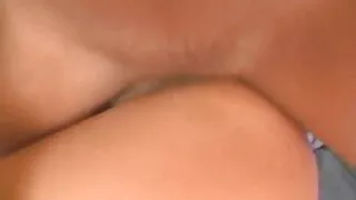 Cool ragazzo inserisce il sesso amatoriale vecchie pene in giovane culo