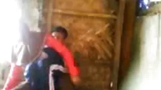 Bionda calda anziane troie italiane spinge dildo in culo caldo.