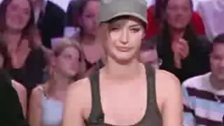 Il miglior pompino di sempre da una bionda in bretelle nonne anziane porno